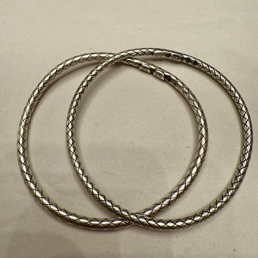 Bottega Veneta Intreciatto Skinny Bangle Set, Oxidized Sterling, Small, Wavy